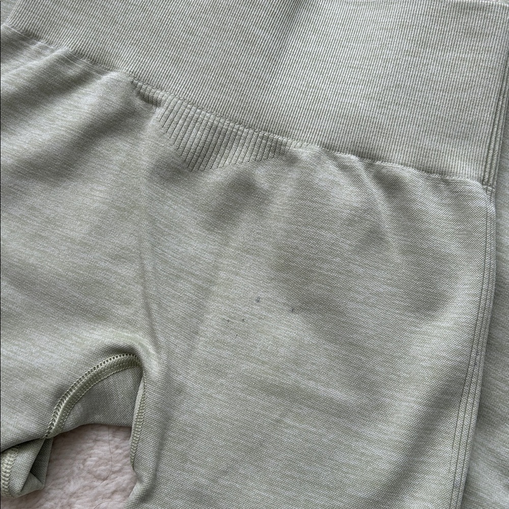 ONER | Classic Seamless Leggings - Picture 7 of 7